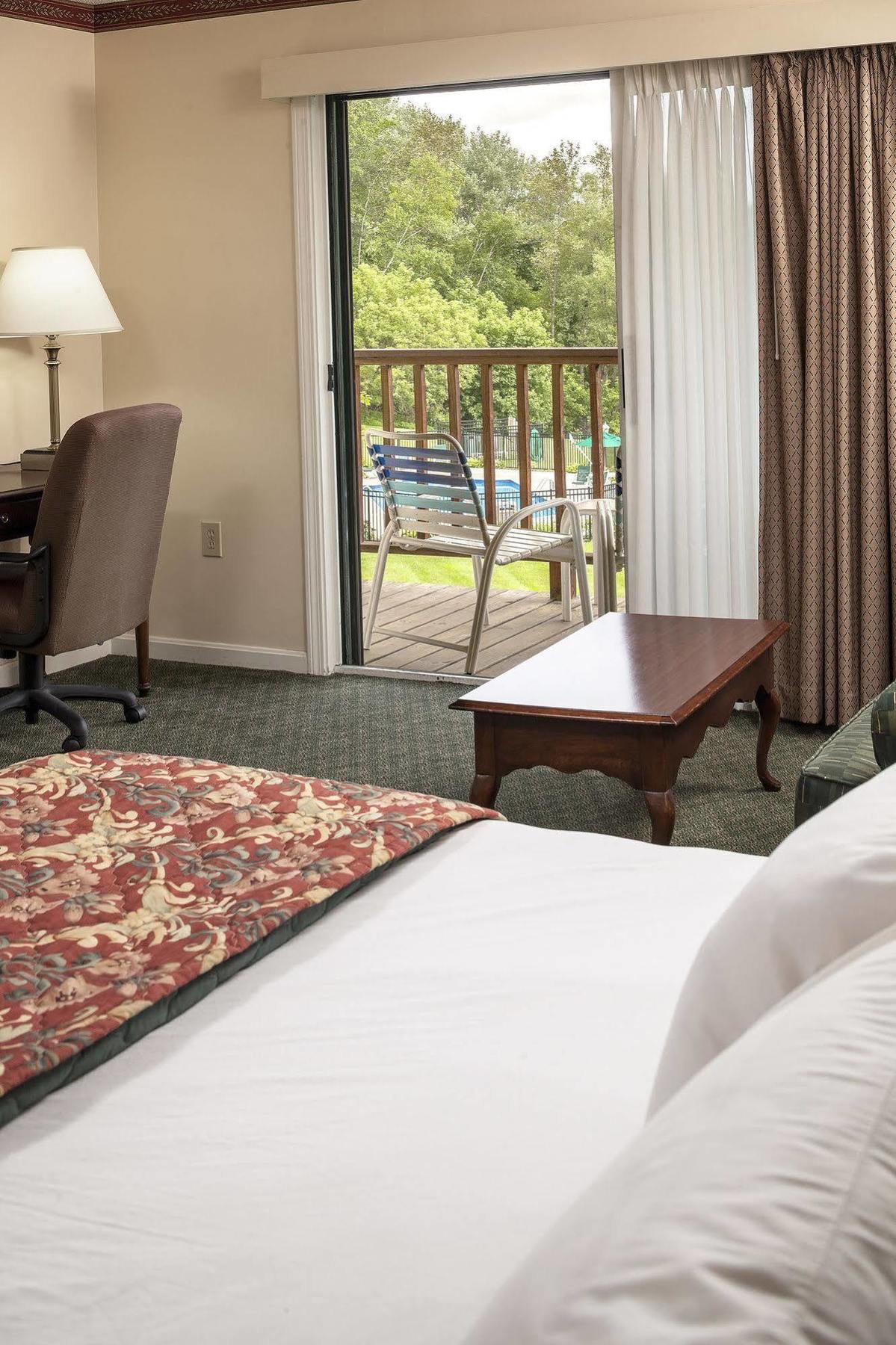 Fairbanks Inn 세인트 존스베리 외부 사진